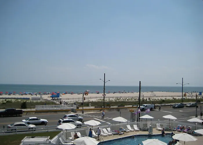Avondale By The Sea