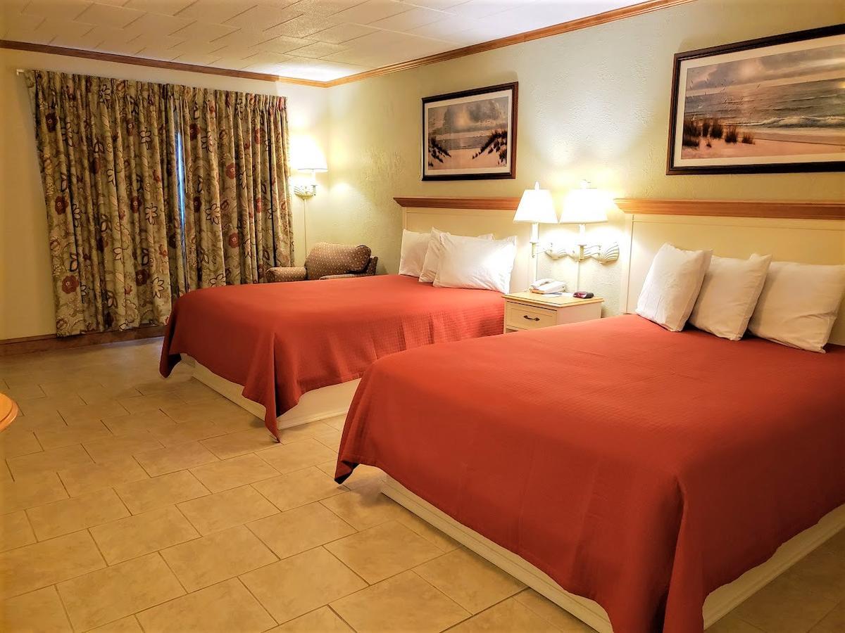 Hotel Avondale By The Sea 3*