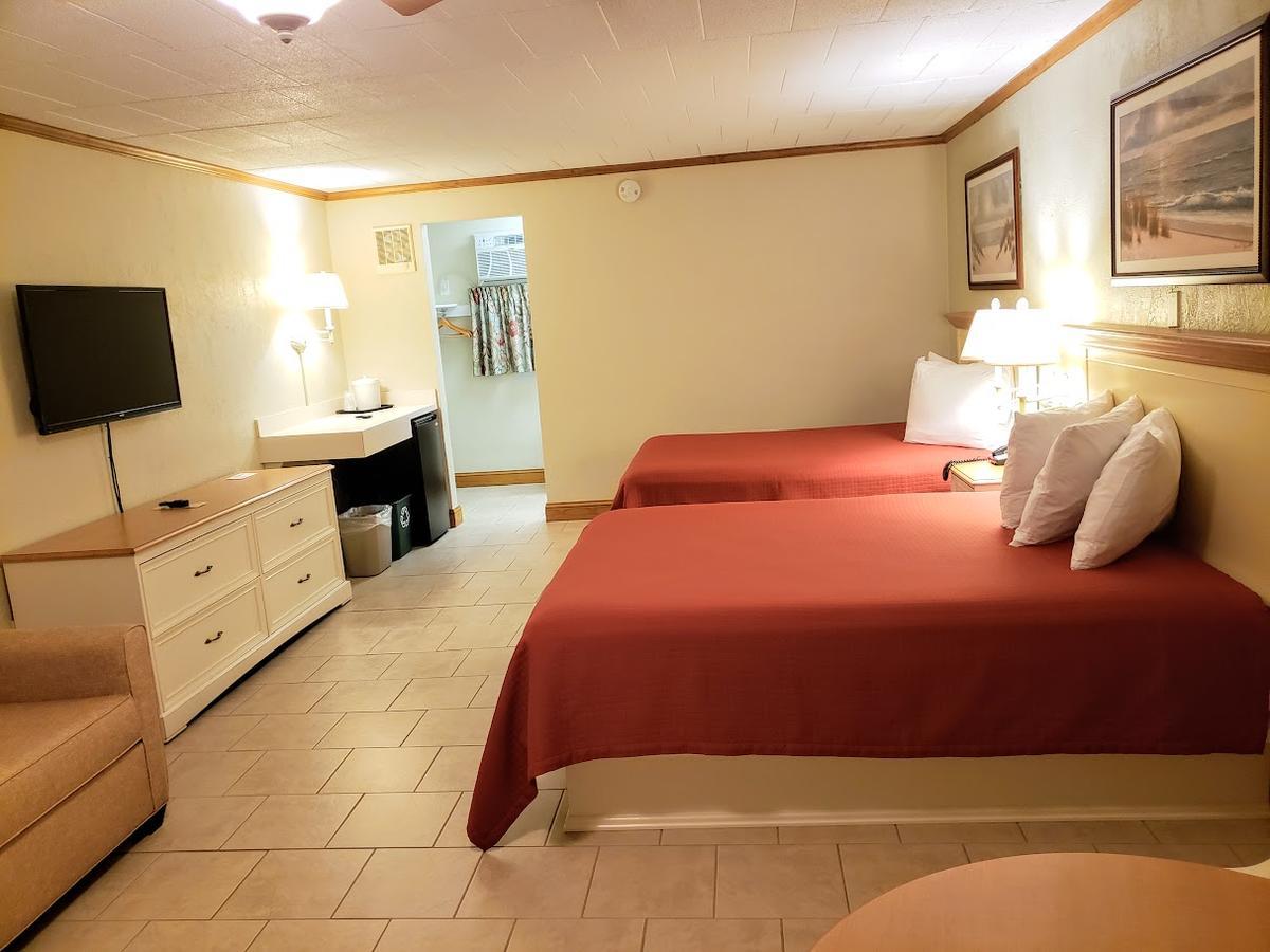 Hotel Avondale By The Sea 3*