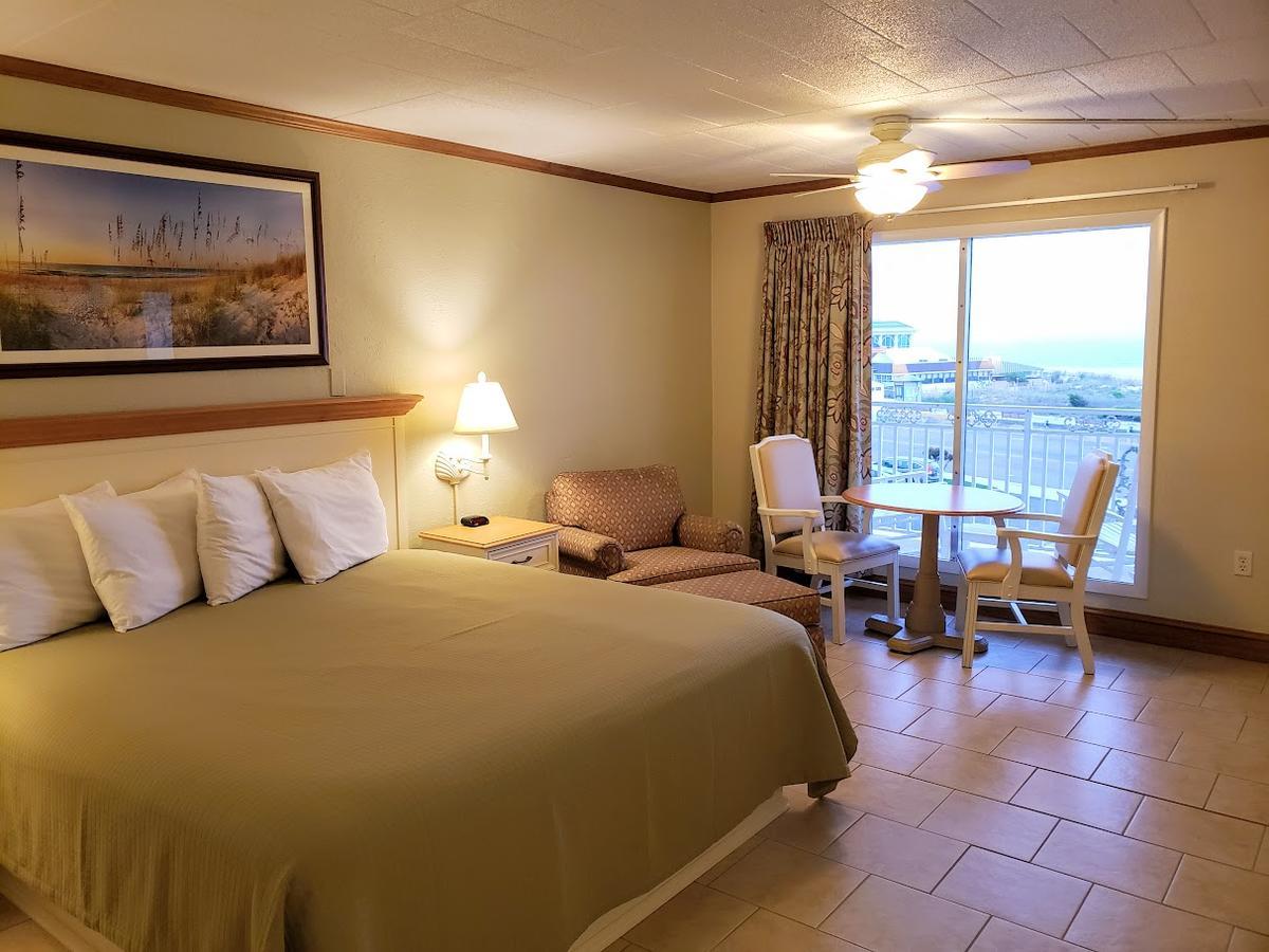Hotel Avondale By The Sea 3*